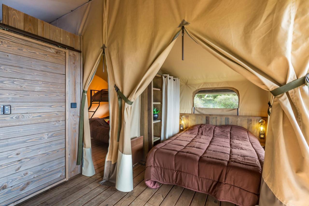 Camping Du Garlaban Aubagne Esterno foto