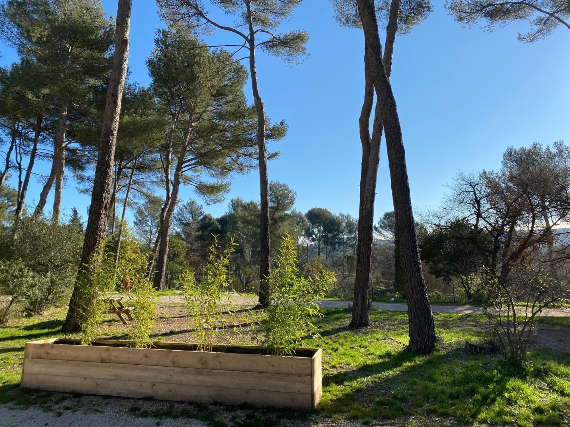 Camping Du Garlaban Aubagne Esterno foto