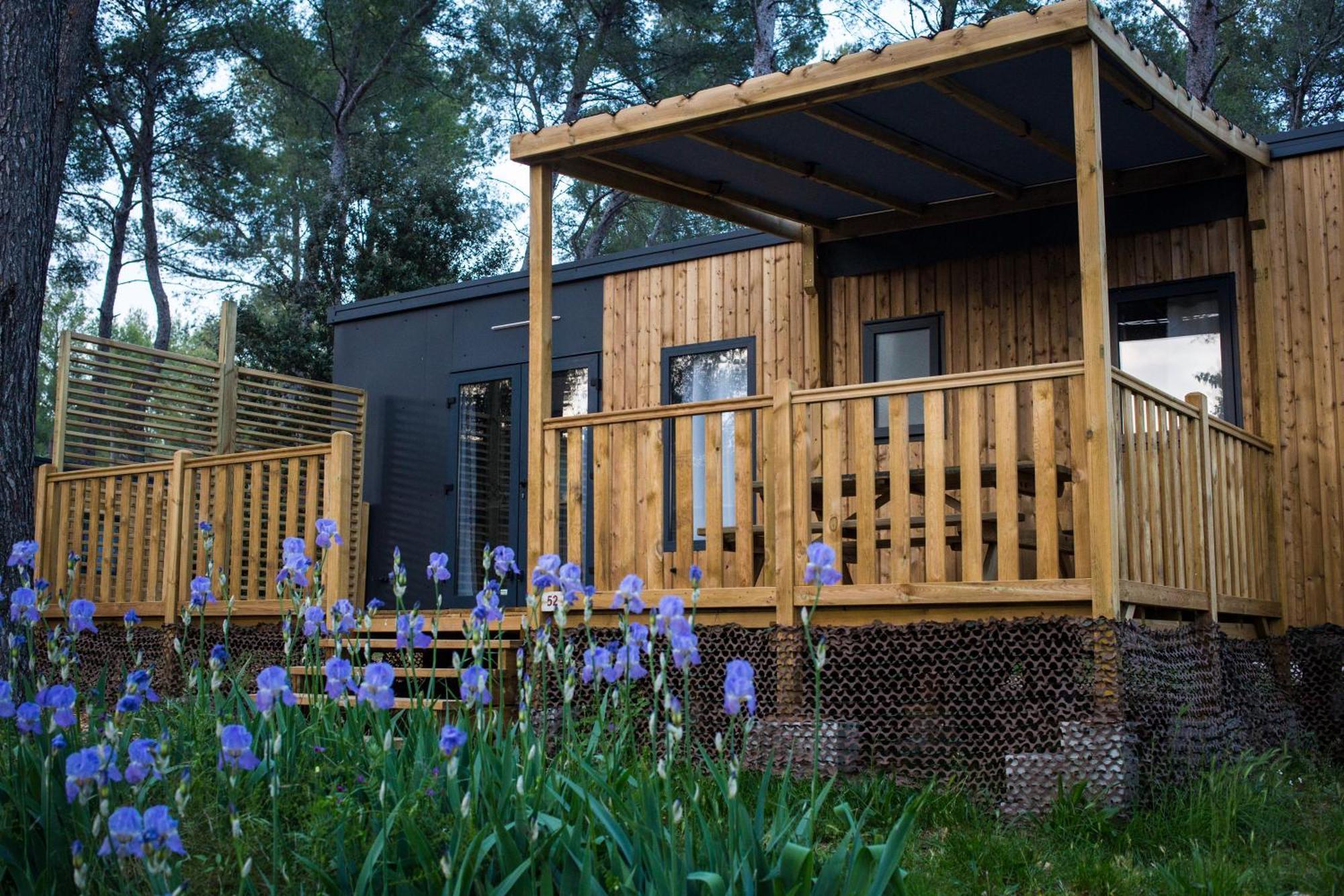 Camping Du Garlaban Aubagne Esterno foto