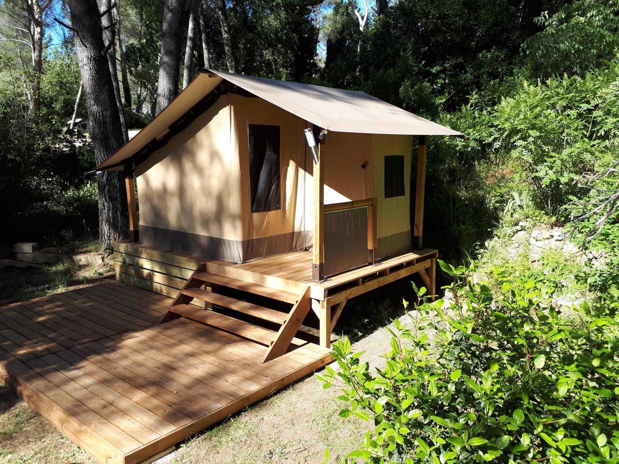 Camping Du Garlaban Aubagne Camera foto
