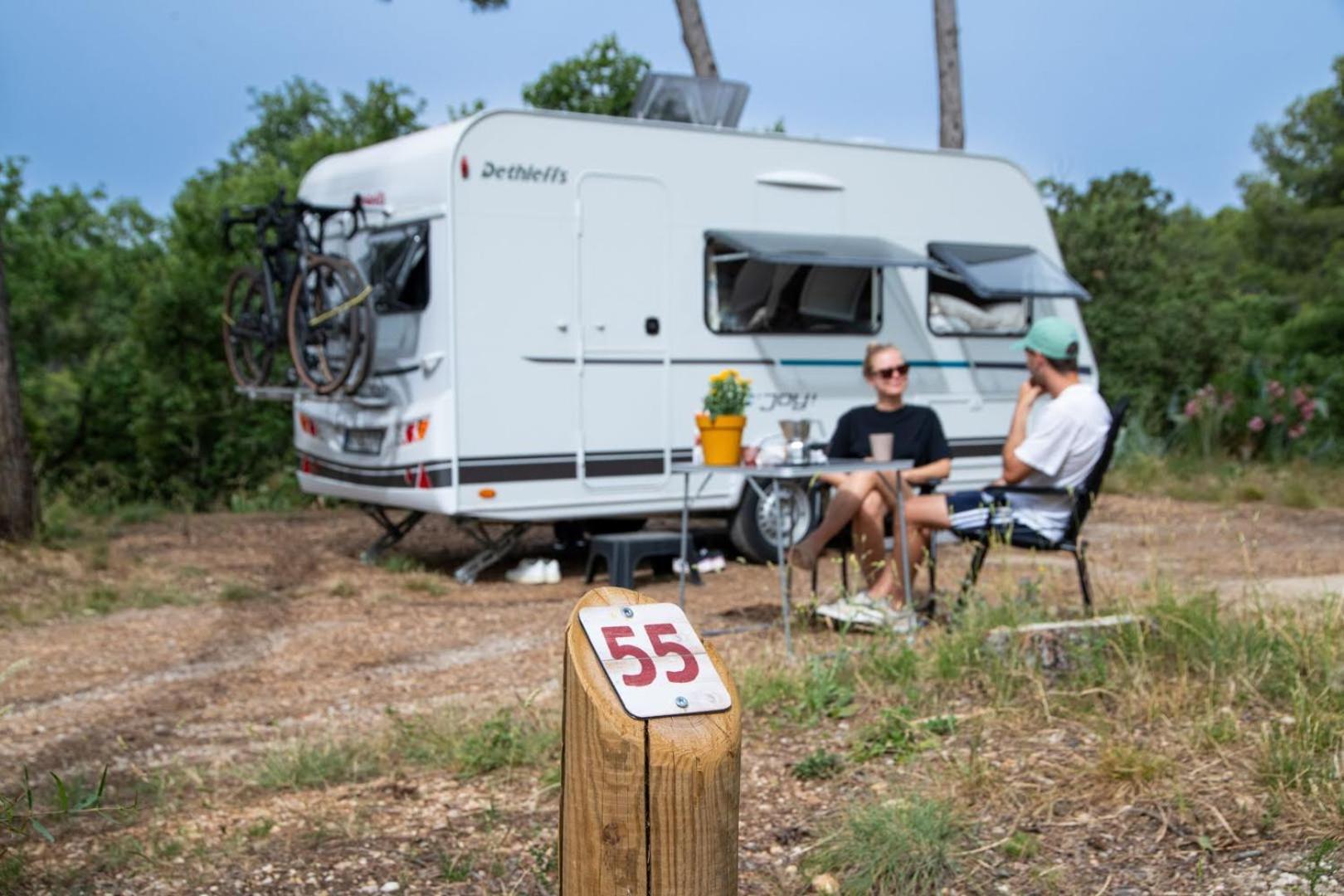 Camping Du Garlaban Aubagne Camera foto