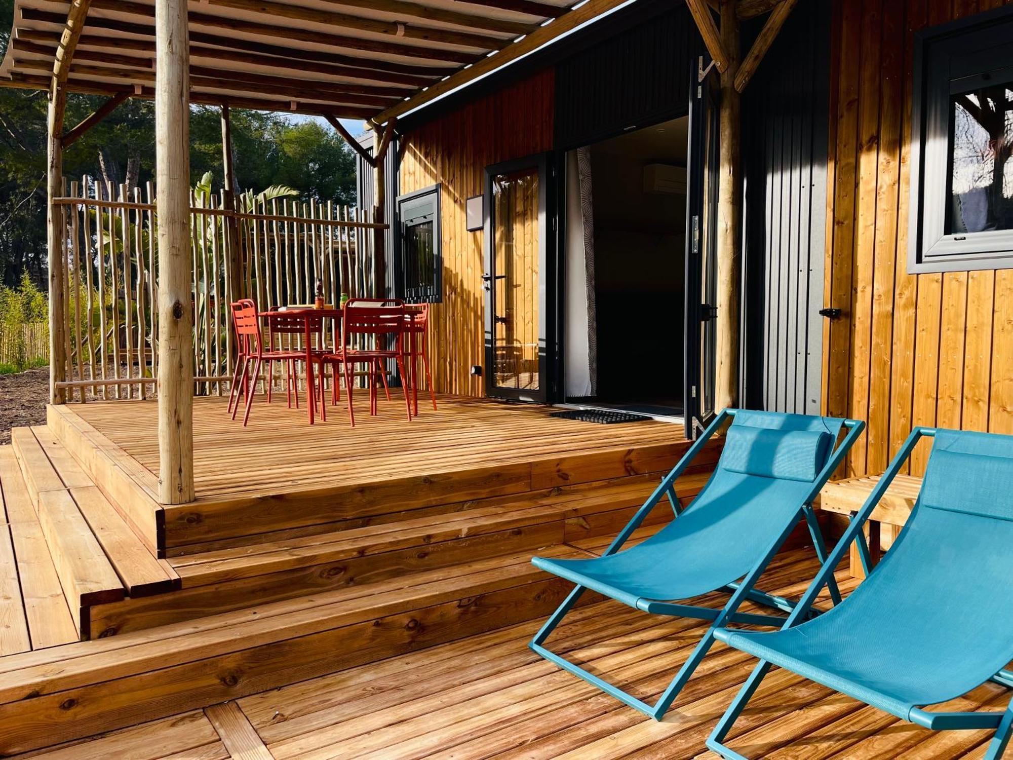Camping Du Garlaban Aubagne Esterno foto