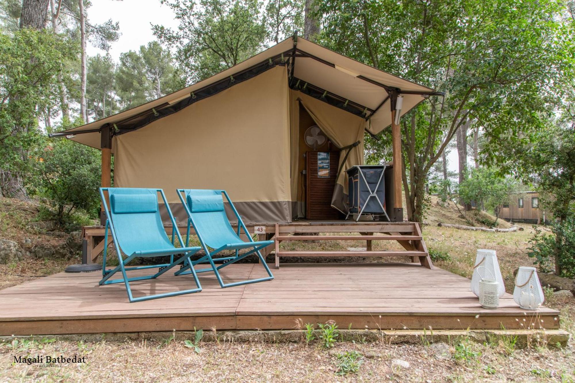 Camping Du Garlaban Aubagne Esterno foto